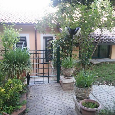 B&B Porta Bazzano LʼAquila Exterior foto